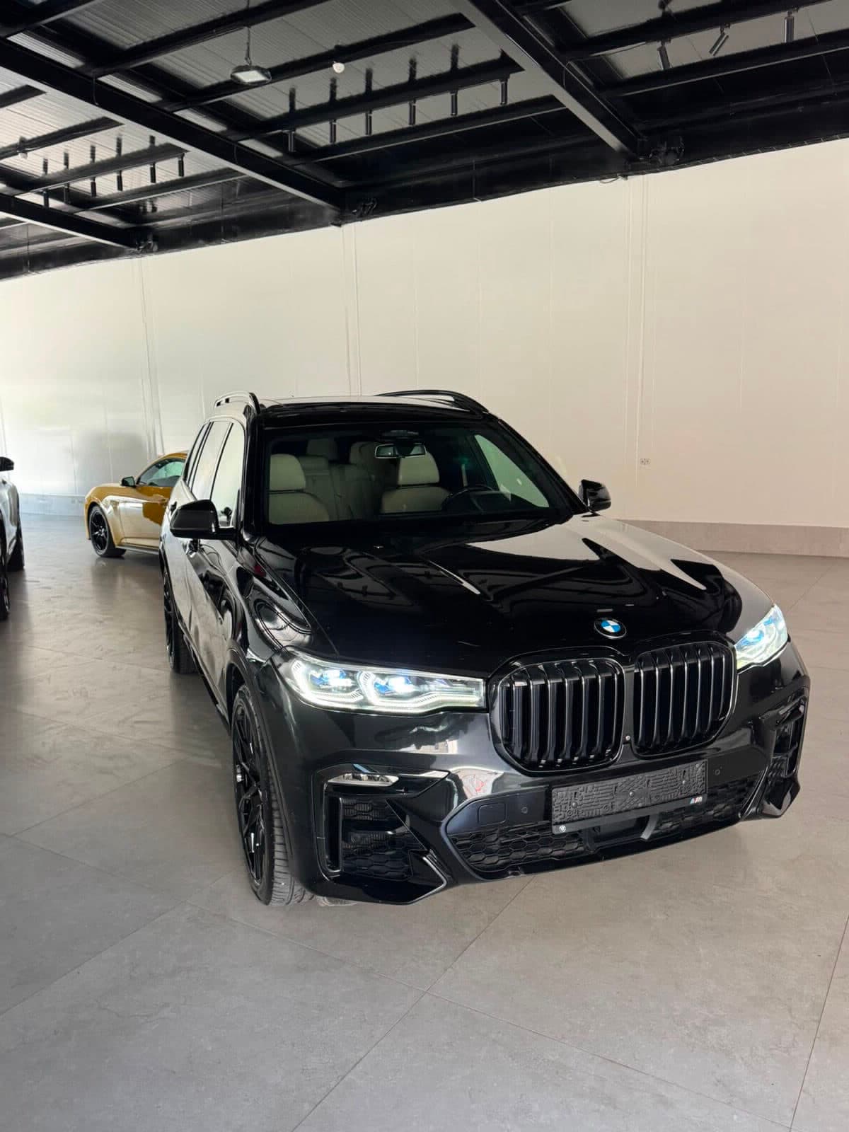 BMW x7 — صورة 1