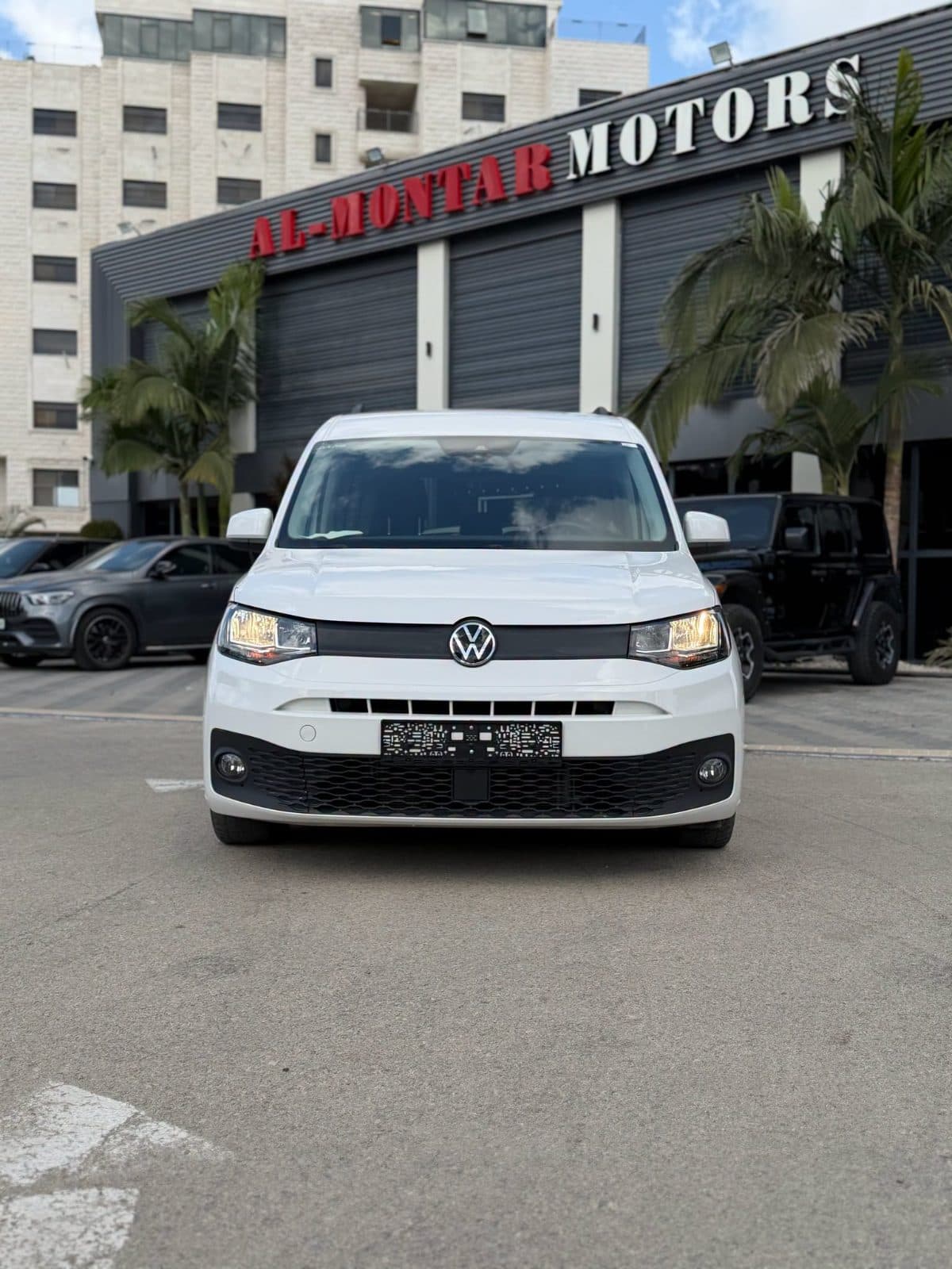 Volkswagen Caddy 2023 — صورة 1
