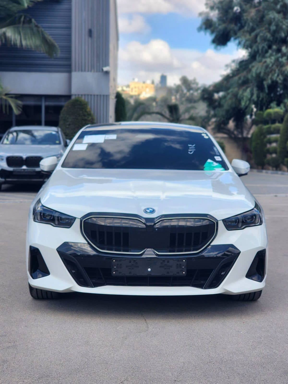 BMW 530e M package موديل 2025