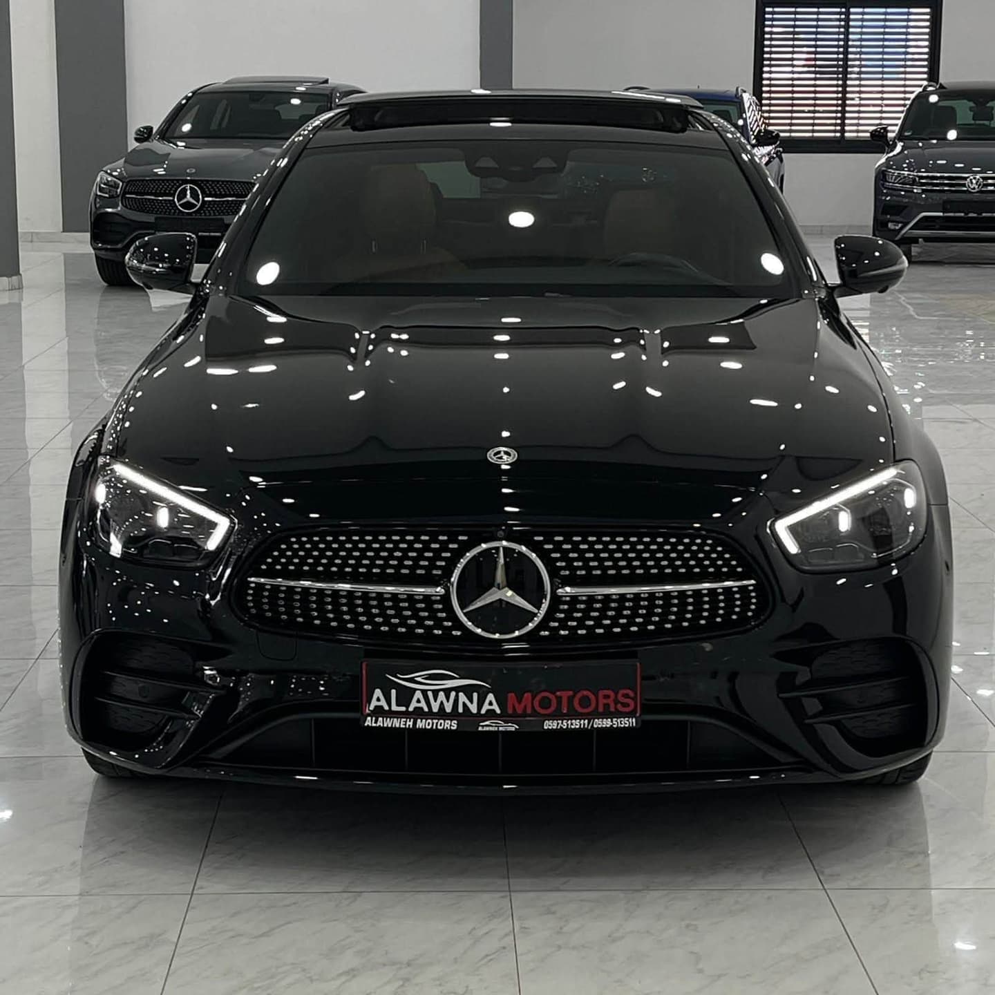 MERCEDES BENZ E300e — صورة 1