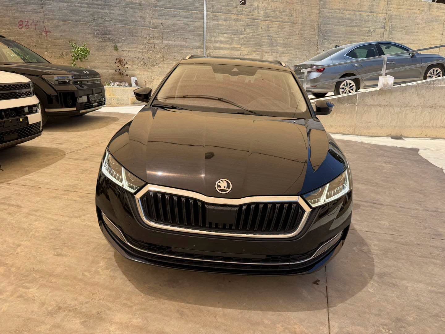 Skoda Octavia Combi 2024 — صورة 1