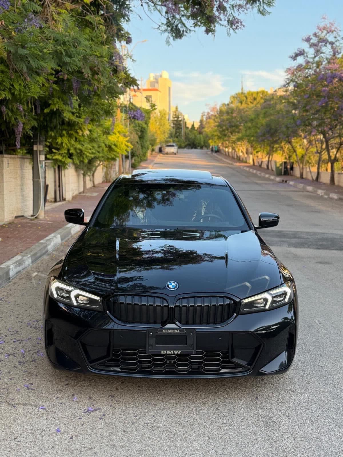 BMW 330e 2024 — صورة 1