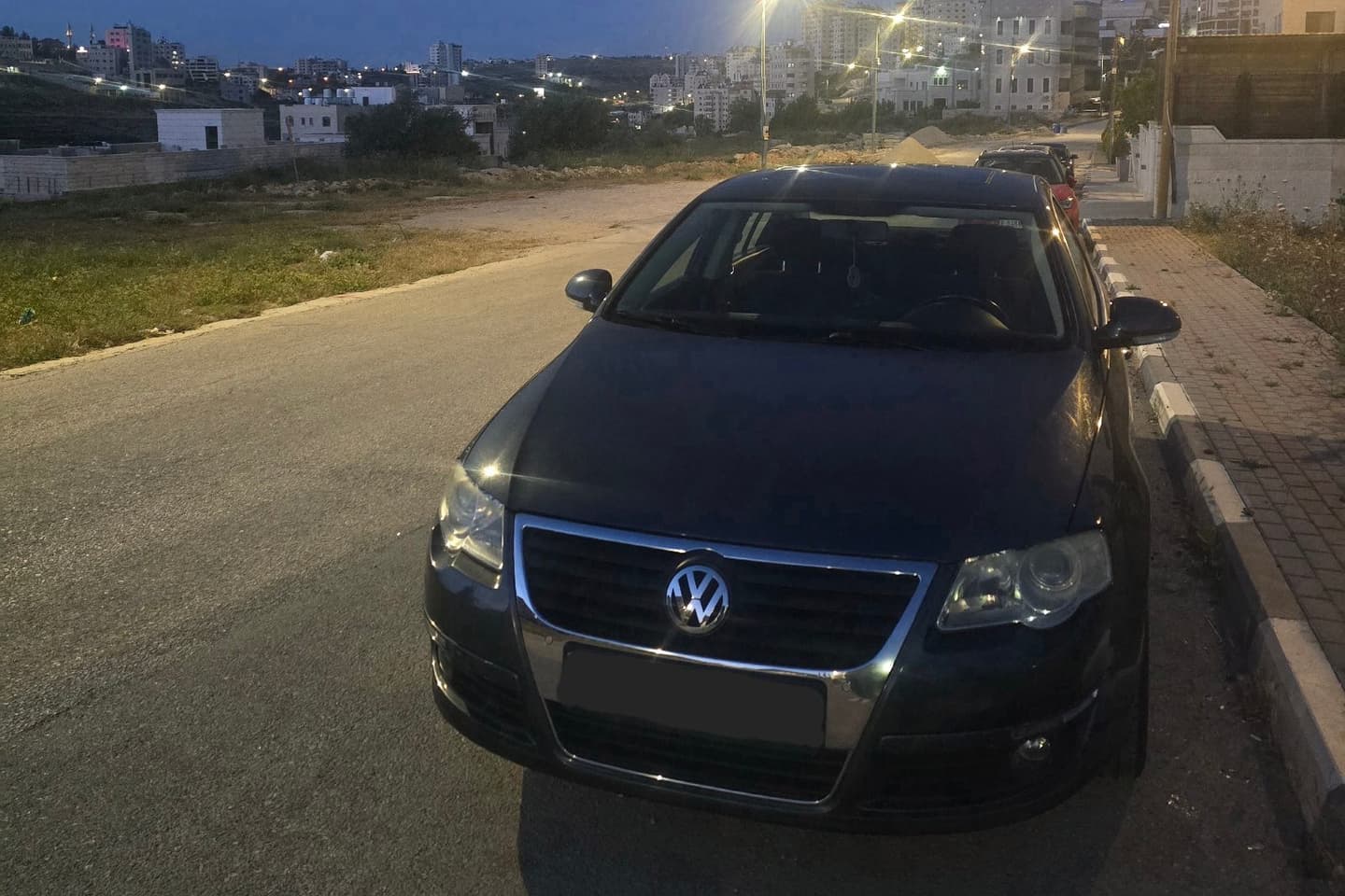 فولكسفاغن باسات بحالة ممتازة، 68,000 كيلومتر فقط. — صورة 1