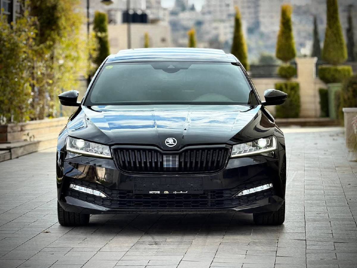 سكودا اوكتافيا 2019 — صورة 1